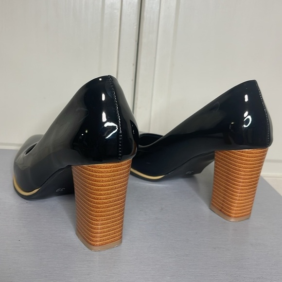 Ladies Fashion Black Patent Faux Leather Block Heel Shoes Pointed Sz 39/8.5 - Picture 4 of 11